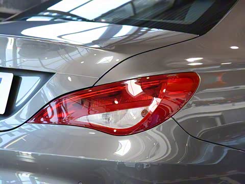 2017�� CLA 200 ������