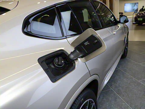 2021�� xDrive 30i M�˶���ҹ��װ