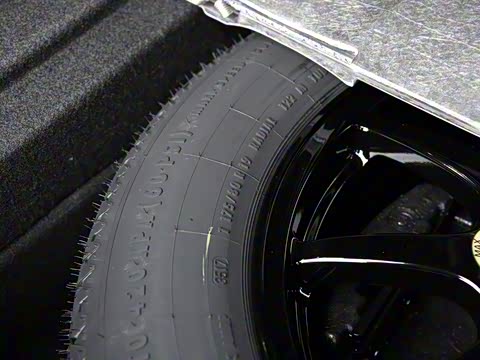 2017�� P380 R-DYNAMIC S