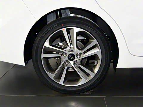 2016�� 1.6L �Զ����š��콢��