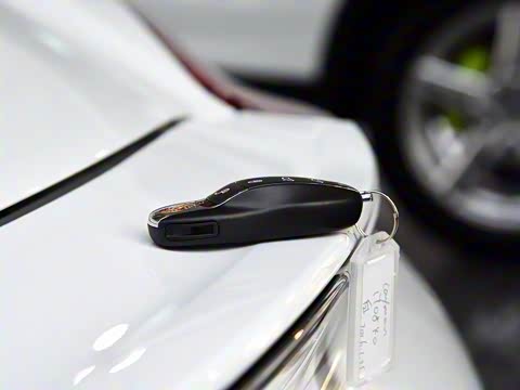 2015�� Cayman Style Edition 2.7L