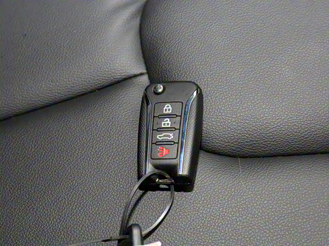 2021�� PLUS 1.6L XE CVT�����