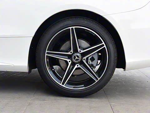 2017�� �Ŀ� C 200 ���ܰ�