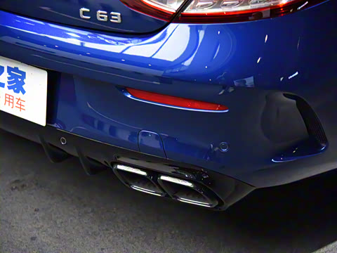 2021�� AMG C 63 ���ܳ�