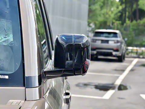 2022�� 110 P400 X-DYNAMIC HSE