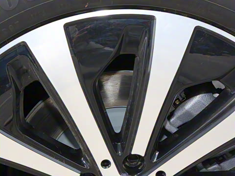 2025�� GLB 220 ʱ����