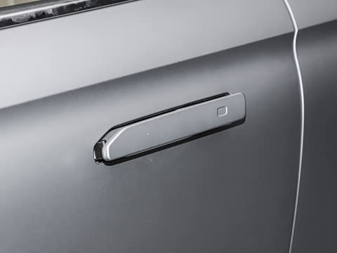 2025�� 2.0T ��������� 5��