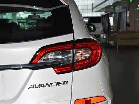 2019�� 240TURBO ������Ӣ��