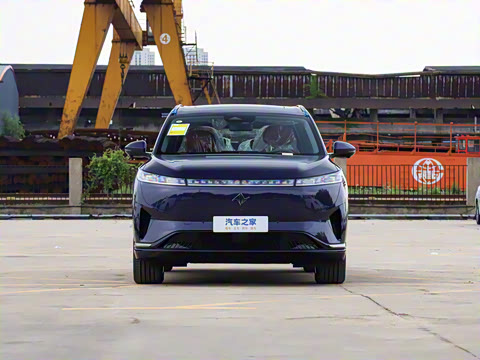 2025�� 210Ultra���Ȱ� 6��