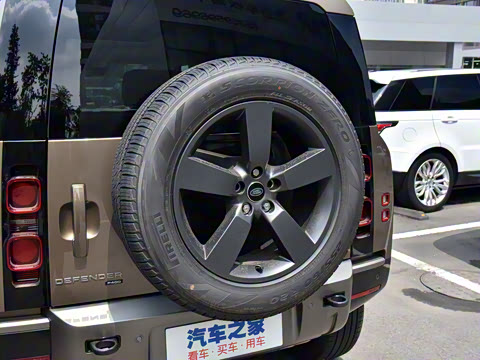 2022�� 110 P400 X-DYNAMIC HSE