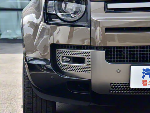 2022�� 110 P400 X-DYNAMIC HSE