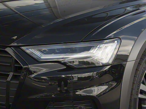 2025�� allroad quattro 55 TFSI ��̽�ռ�