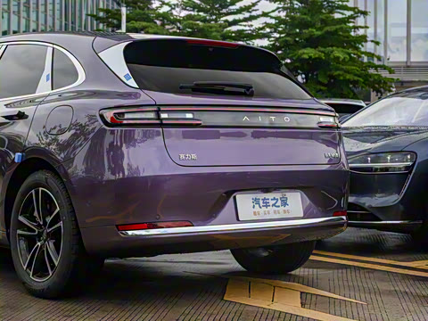 2025�� ����  Ultra ������