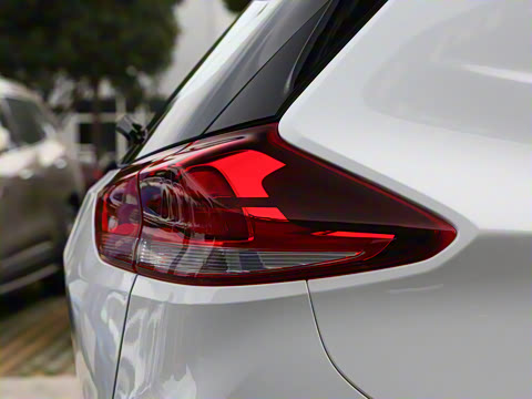 2021�� 325T �Զ����� ��VI