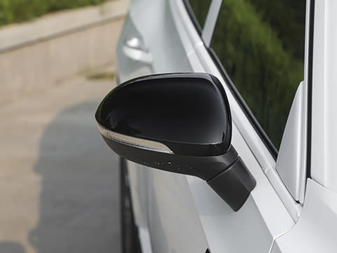 2025�� �Ŀ� 380TSI ��Ŀ ������