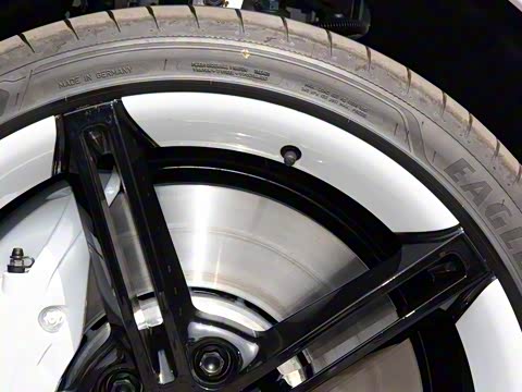 2019�� Taycan Turbo