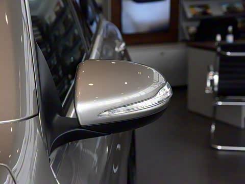 2020�� �Ŀ� GLC 300 L 4MATIC ������