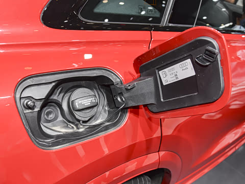 2025�� RS Q8 4.0T performance