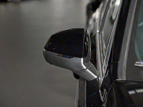 2020�� 55 TFSI quattro S line�˶���