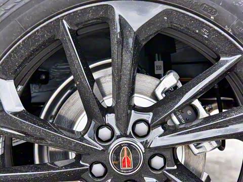 2025�� 117km ��ΪPLUS��