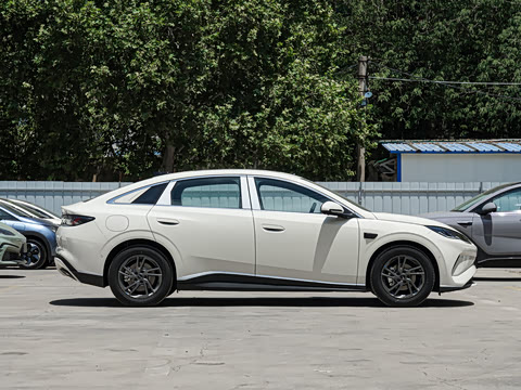 2025�� EV 545KM������