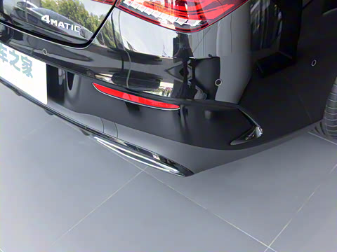 2021�� CLA 200 4MATIC