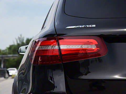 2018�� AMG GLC 63 4MATIC+