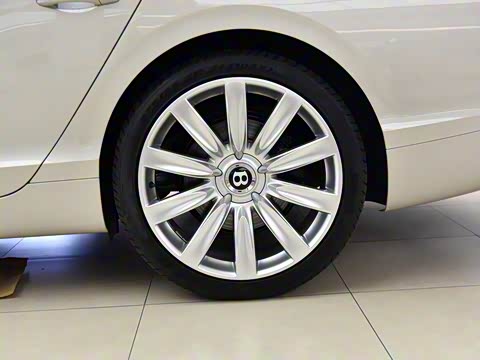 2015�� 6.0T W12 ������