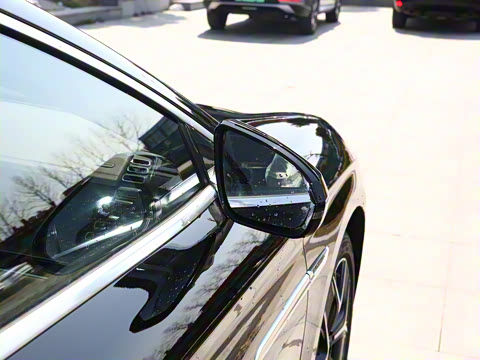 2023�� EV �ھ��� 715KMǰ���콢��