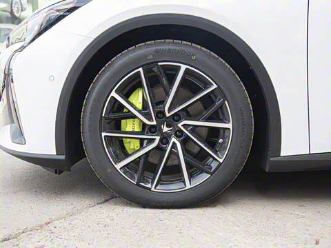 2025�� 560MAX 185kW