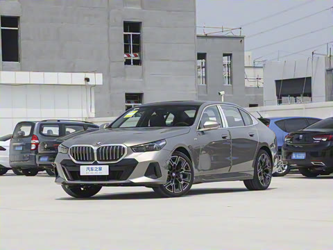 2025�� 530Li xDrive M�˶���װ