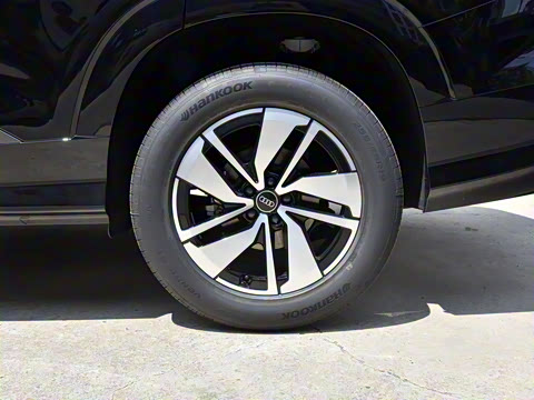 2023�� 40 TFSI quattro ������ ������װ