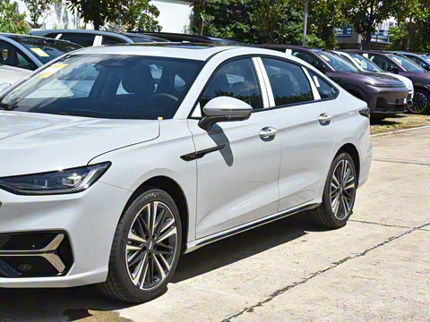 2025�� 2.0T DCT ������