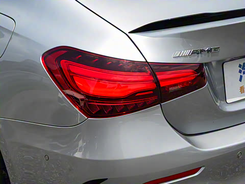 2025�� �Ŀ� AMG A 35 L 4MATIC