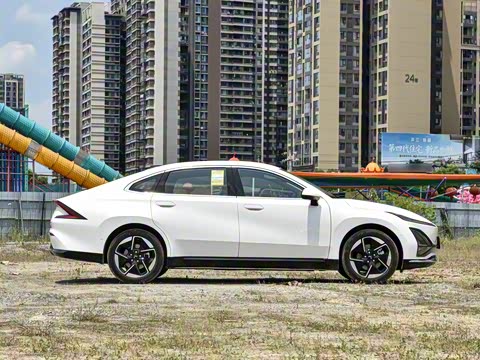 2025�� 610km �����콢��