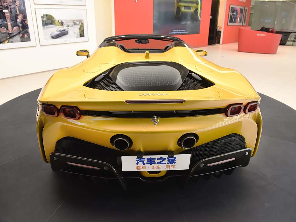 Ferrari SF90 I, Купе Stradale: фото поколения