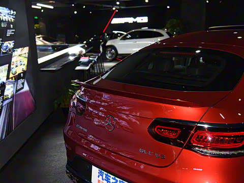 2020�� AMG GLC 63 4MATIC+  ����SUV