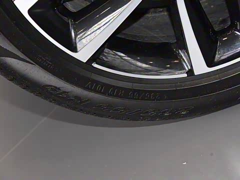 2020�� �Ŀ� GLC 300 L 4MATIC ������