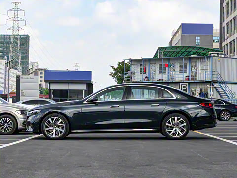 2025�� �Ŀ� E 300 L ʱ����