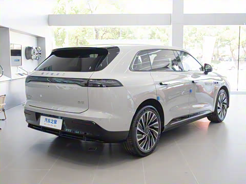 2025�� ���� 760 Max��������������ʻ