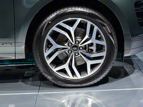 2021�� ����L 249PS R-Dynamic First edition �׷���