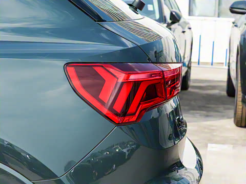 2024�� 35 TFSI RS�׼�ȼ����