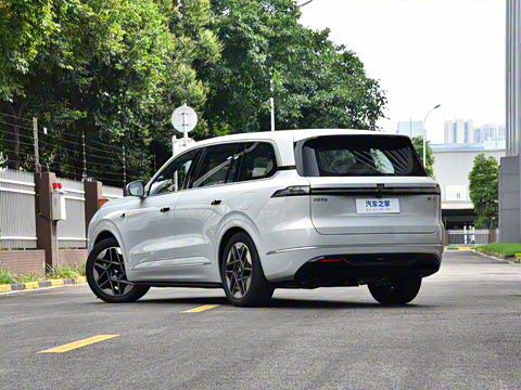 2025�� ����Ultra