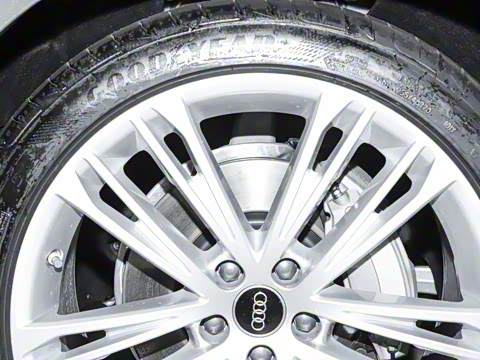 2025�� 45 TFSI quattro ������