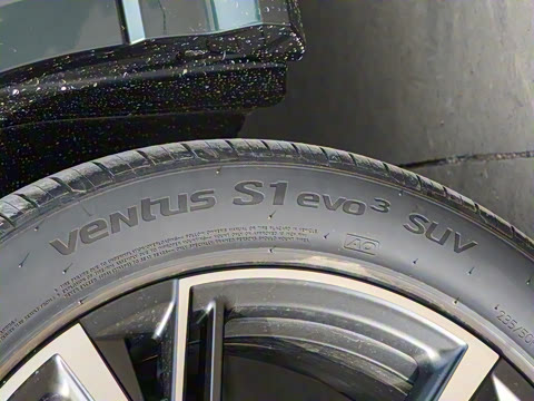 2024�� 35 TFSI RS�׼�ȼ����