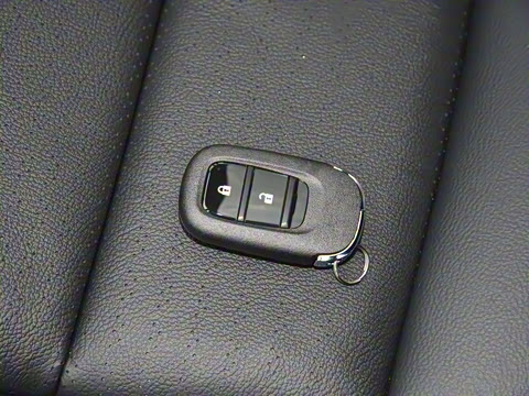 2025�� HATCHBACK 240TURBO �ֶ��ھ���