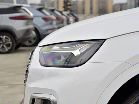 2021�� 40 TFSI ����������