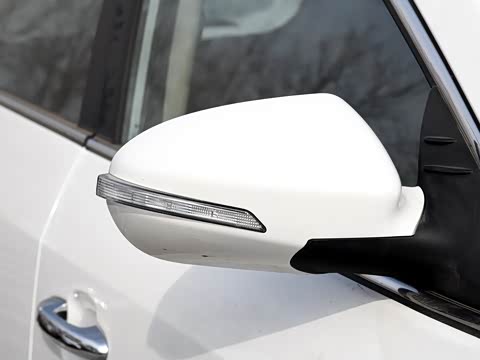 2017�� 1.8L �ֶ�������