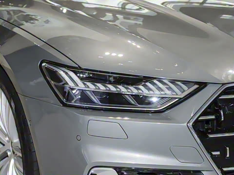 2025�� 45 TFSI quattro ������