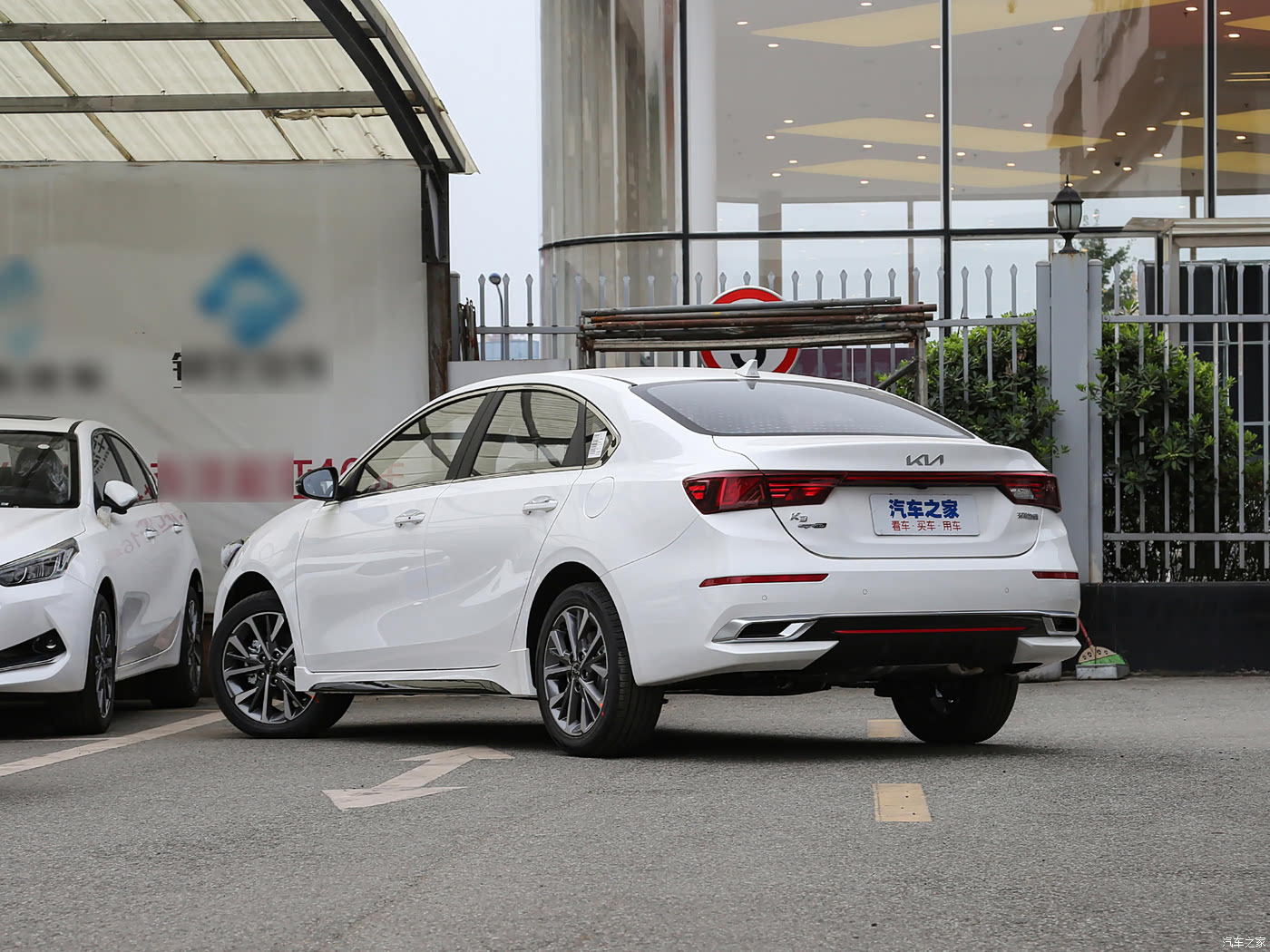 汽车之家>汽车图片>起亚>起亚k3>2021款改款1.